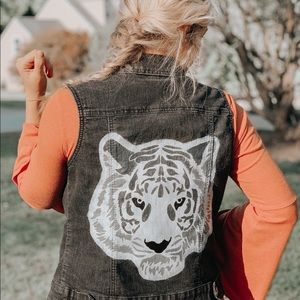 Hand Painted Tiger Jean Jacket!